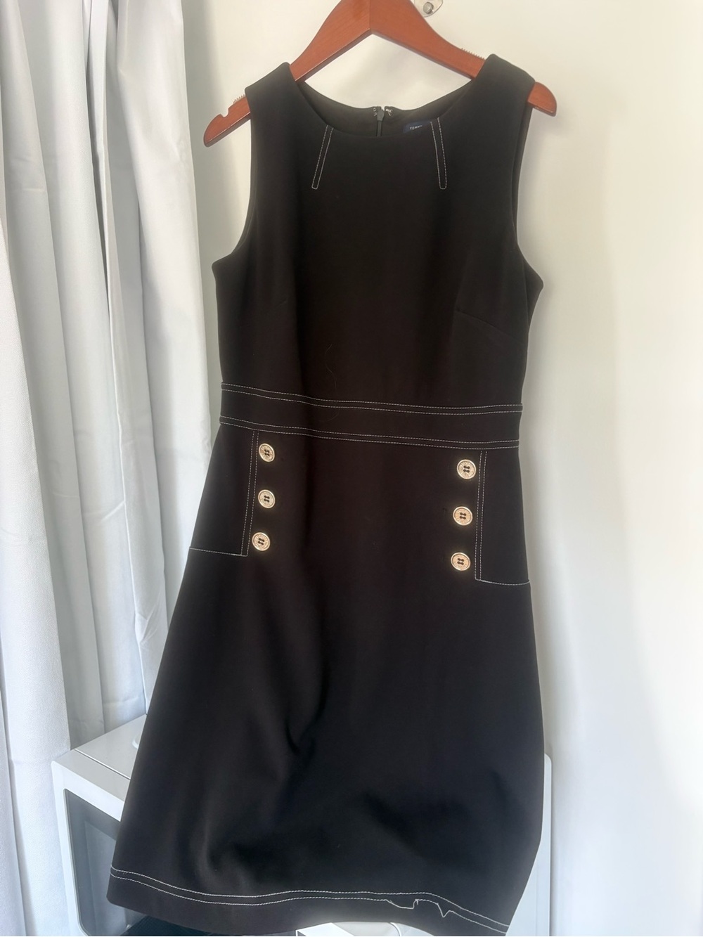 Tommy Hilfiger Black Sleeveless Sheath Dress with Contrast Stitching